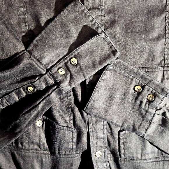 Frame Women’s Charcoal Button-Up Shirt Med Model Off-Duty Indie Minimalist - Picture 12 of 13